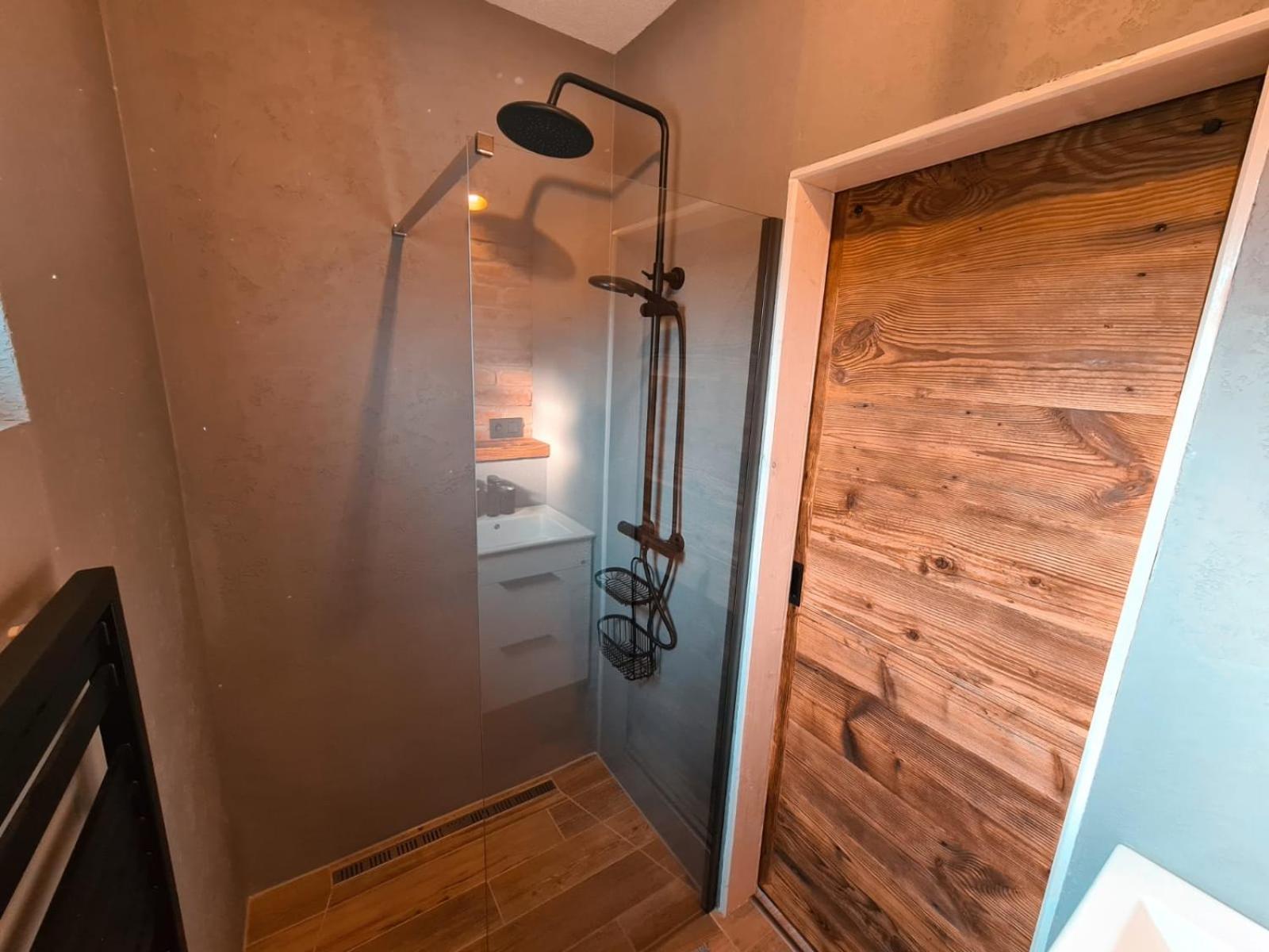 Liptovalley- Mobilne Domy S Wellnessom Liptovská Kokava Buitenkant foto